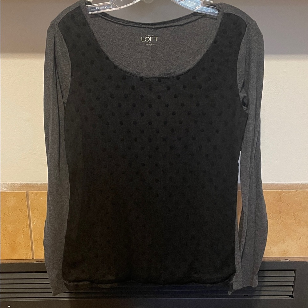 LOFT Black and Gray Textured Blouse (size M)